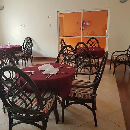 Ceamo Prestige Lodge Lodwar ภายนอก รูปภาพ