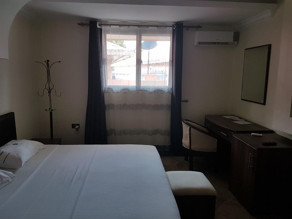 Ceamo Prestige Lodge Lodwar ภายนอก รูปภาพ