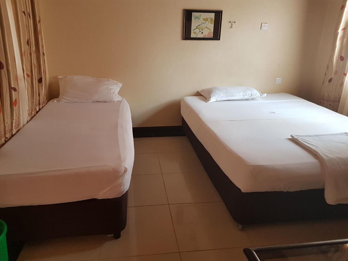 Ceamo Prestige Lodge Lodwar ภายนอก รูปภาพ