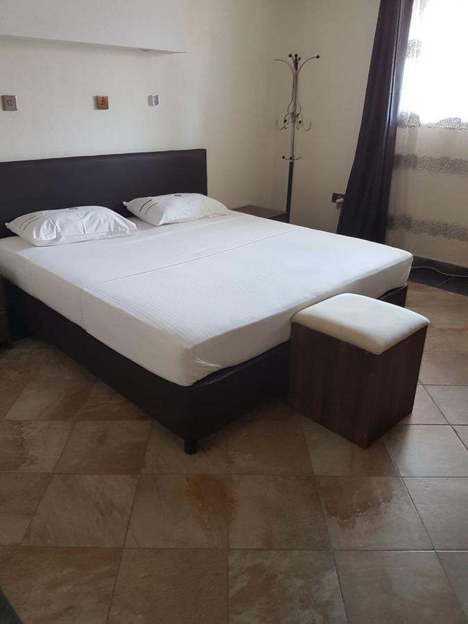 Ceamo Prestige Lodge Lodwar ภายนอก รูปภาพ